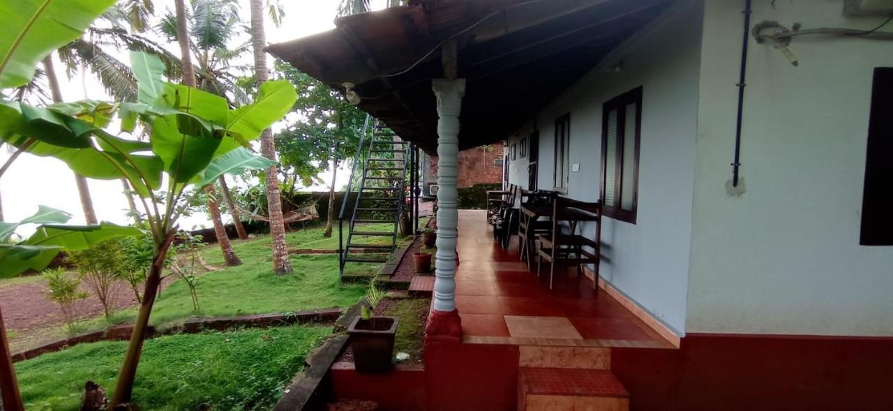 Bed and Breakfast Perch By The Sea à Kannur Extérieur photo